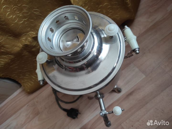 Тульский электрический самовар,3л,форма банка,1973