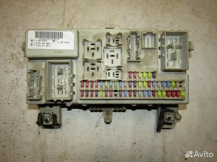 Блок предохранителей Focus II 2005-2008