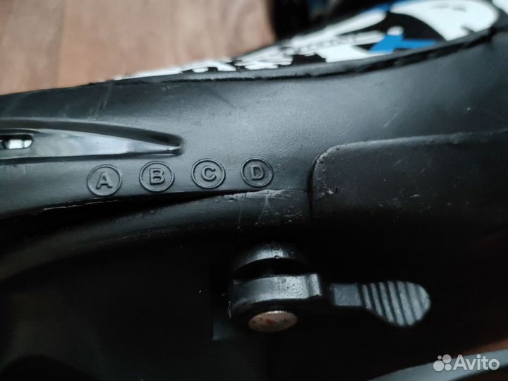 Коньки хоккейные