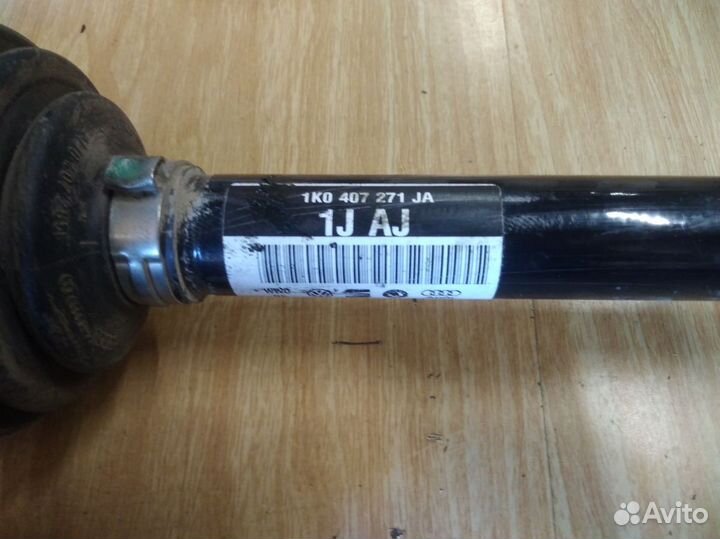 Привод передний левый Volkswagen Golf 6 (2008-2012