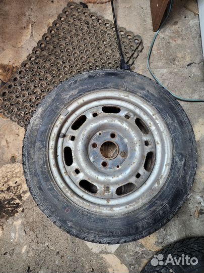 Диски штампованные r14 с зимней резиной westlake