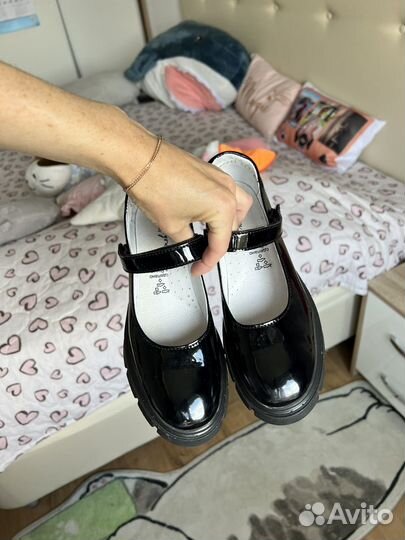 Туфли котофей лак 34