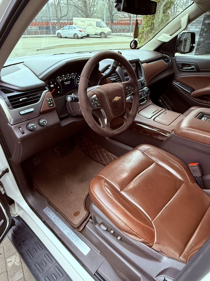 Chevrolet Tahoe: фото владельца
