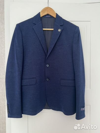 Пиджак для мальчика 170