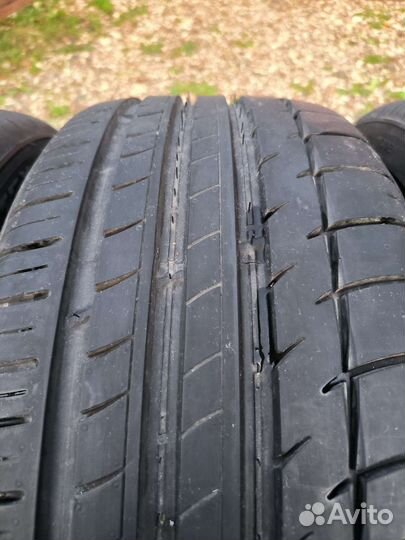 Triangle Sports TH201 215/40 R17 87Y
