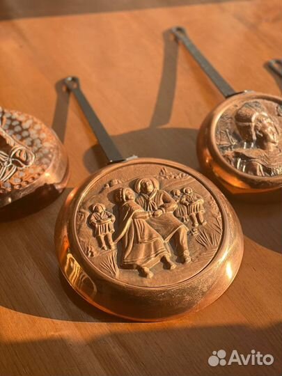 Медные сковородки. Франция