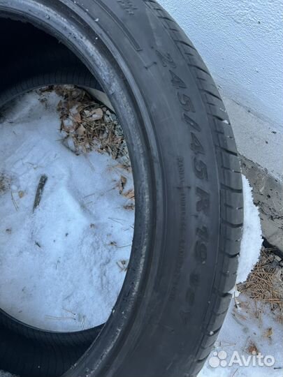 Pirelli P Zero 245/45 R19