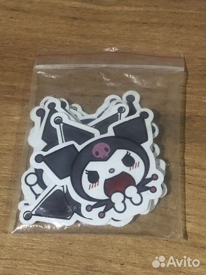 Наклейки с куроми