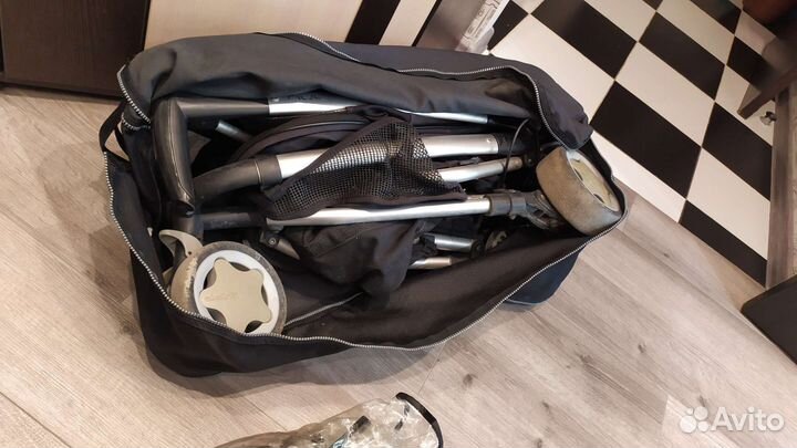 Компактная и маневренная коляска Quinny Zapp