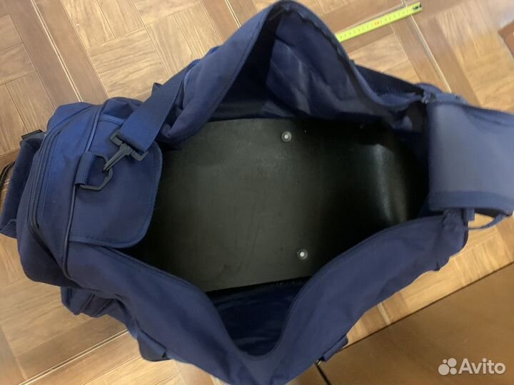 Большая дорожная сумка на колесах