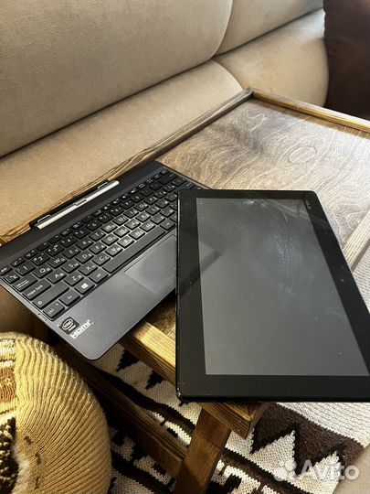 Планшет с клавиатурой бу