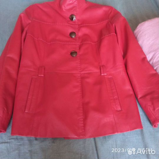 Золото 750 пробы,серьги с Александритом