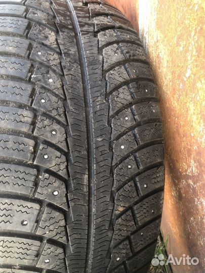 Gislaved Frost 235/55 R17