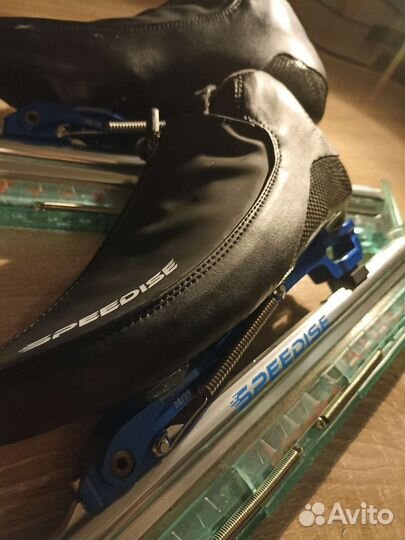 Конькобежные коньки