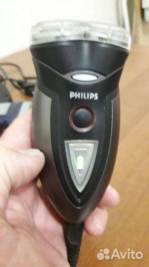 Бритва электрическая philips