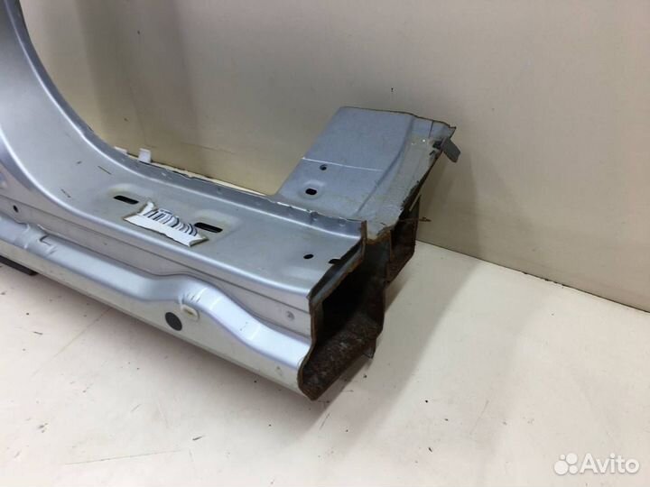 Порог со стойкой левый Toyota Avensis T250 2003-20