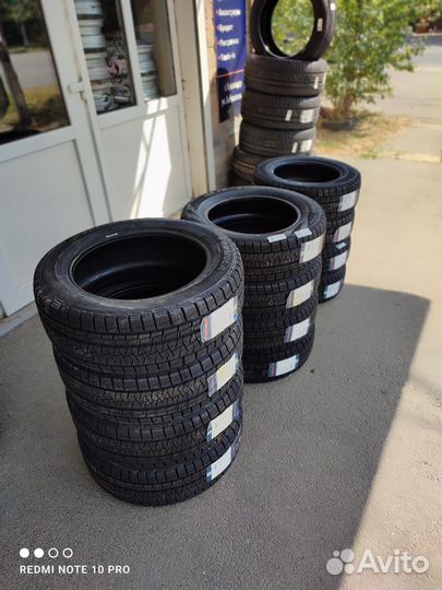 Pirelli Formula Ice FR 185/60 R15 88T