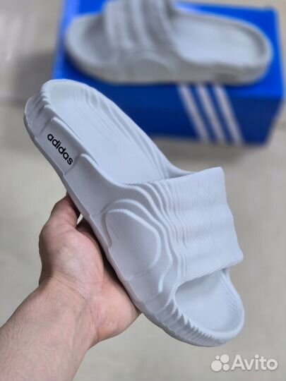 Сланцы тапочки Adidas Yeezy