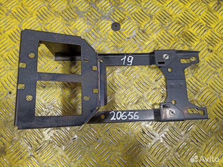 Кронштейн Man Tga Tgl Tgm Tgs Tgx