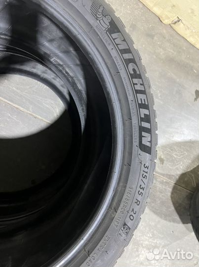 Michelin X-Ice North 4 275/40 R20 и 315/35 R20 106T