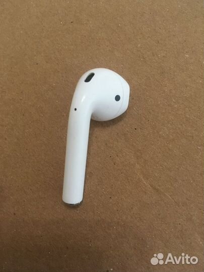 Правый AirPods 2 наушник