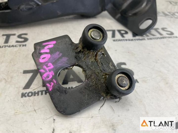 Ролик раздвижной двери задний левый mitsubishi DEL