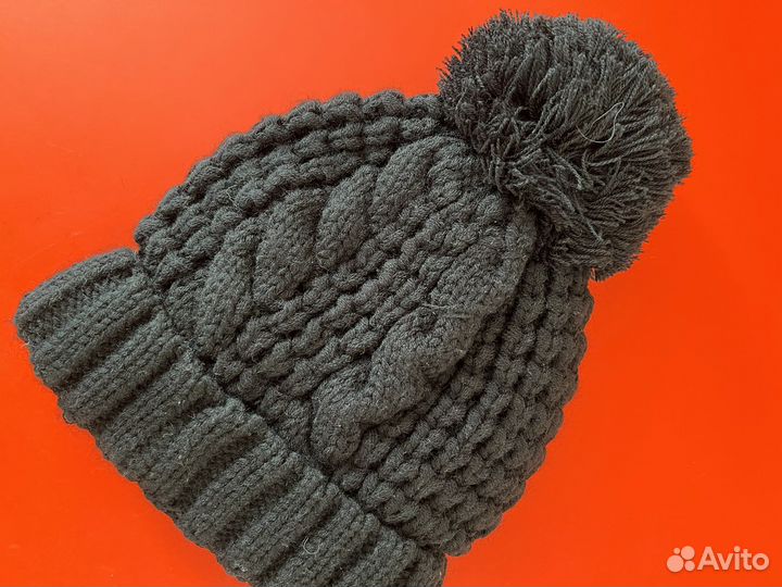 Шапка женская вязаная