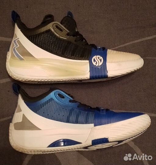 Кроссовки мужские 42 размер