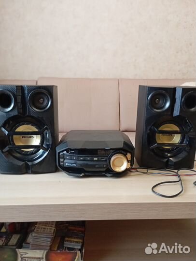 Музыкальный центр philips
