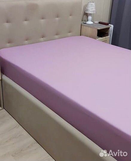 Простынь на резинке