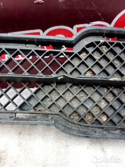 Накладка бампера передняя