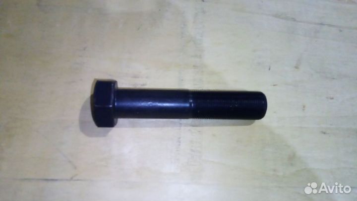 Болт S017-160902 (M16x2,0x90) EC160BLC OEM