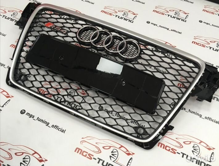 Решетка на Audi A4 в стиле RS4 07-11 гг. дизайн 5