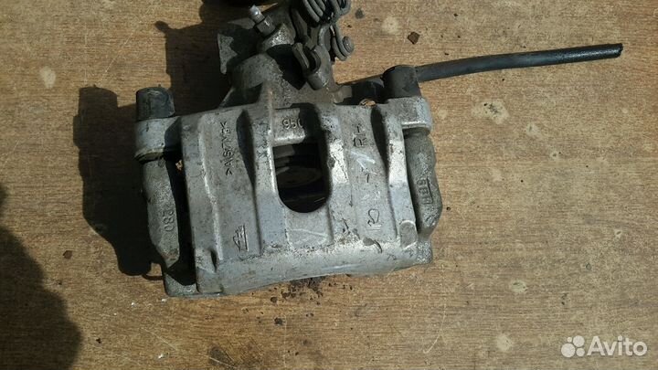 Суппорт задний мазда 3 bk bl 2003-2013