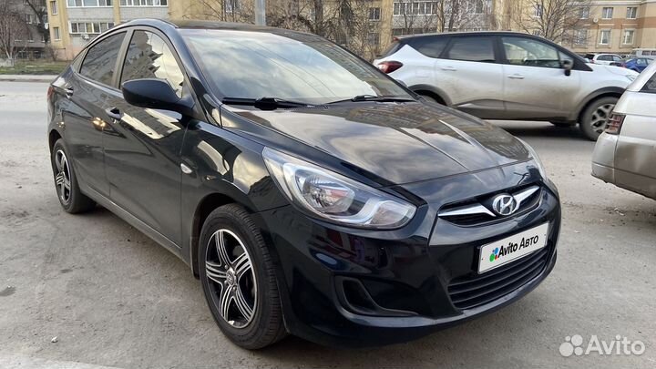 Hyundai Solaris 1.4 AT, 2013, 170 000 км