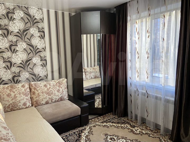 2-к. квартира, 50 м², 1/10 эт.