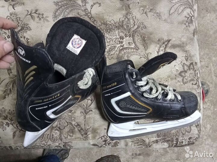 Хоккейные коньки nordway 39 р