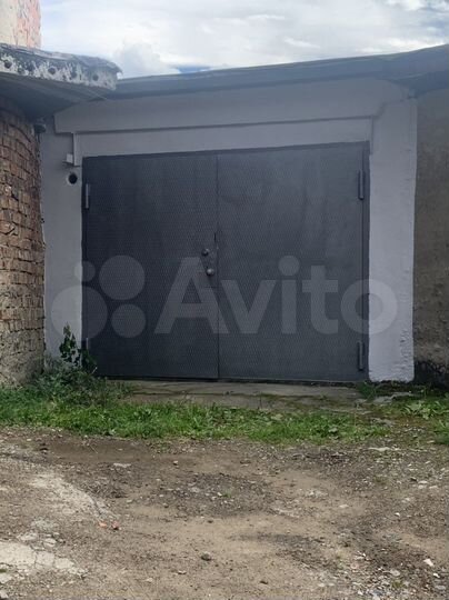 Гараж, > 30 м²