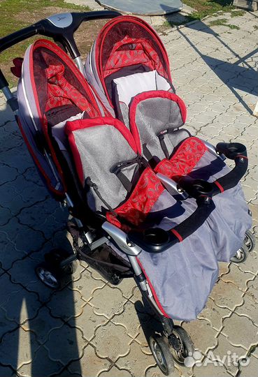 Коляска для двойни или погодок