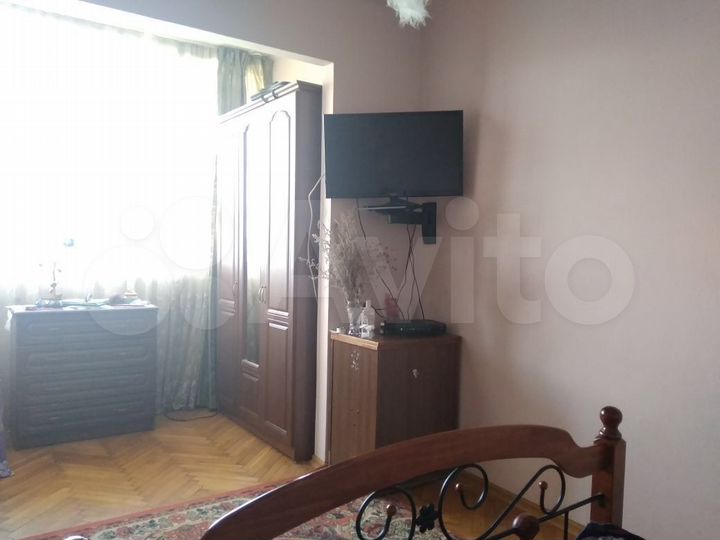 Комната 18 м² в 3-к., 9/12 эт.