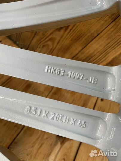 Оригинальные колеса Jaguar F-Pace R20