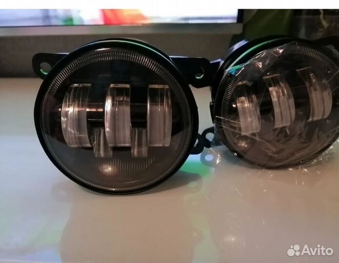 Противотуманные фары LED пять линз, двух цветные