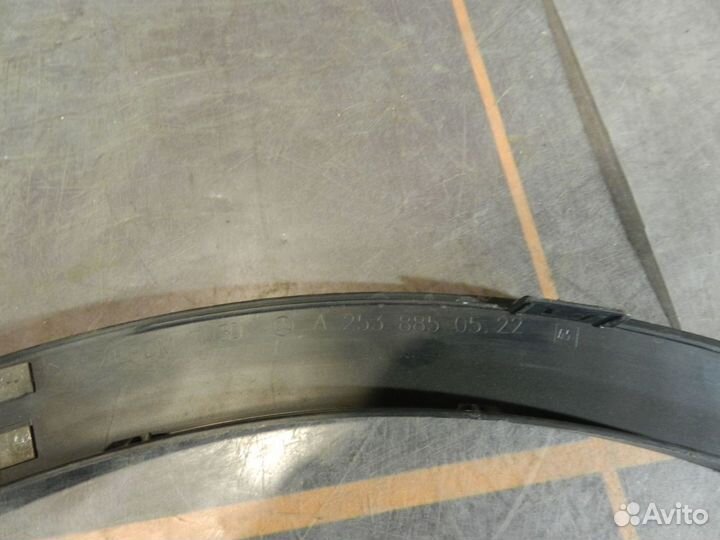 Накладка крыла переднего - Mercedes-Benz GLC X253