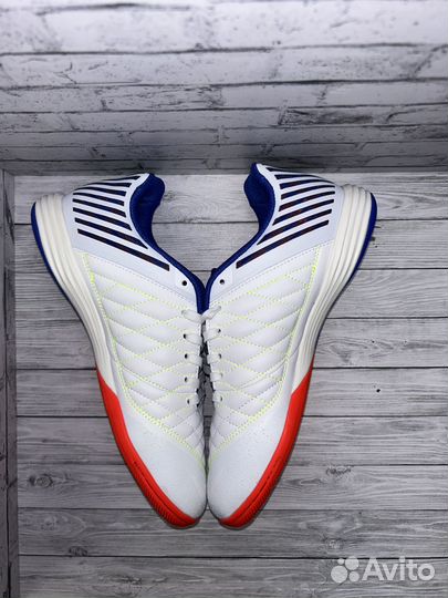 Футзалки Nike Lunar Gato 2