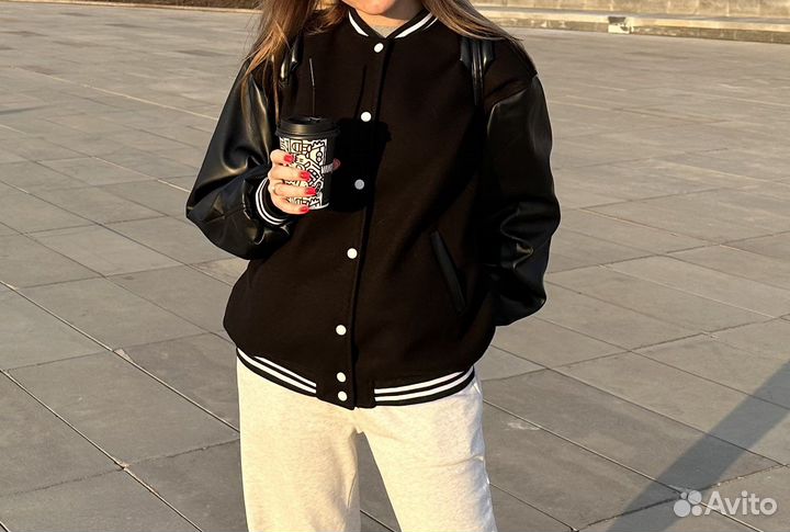 Бомбер женский