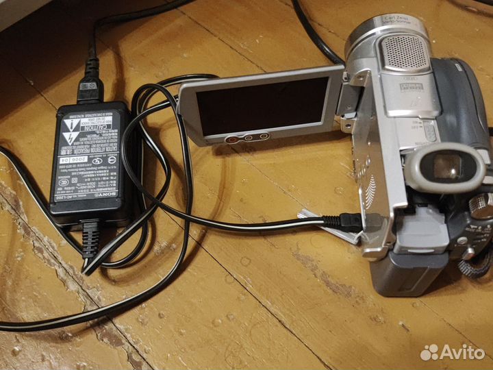 Видеокамера sony handycam DCR - DVD505