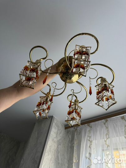 Люстра подвесная потолочная