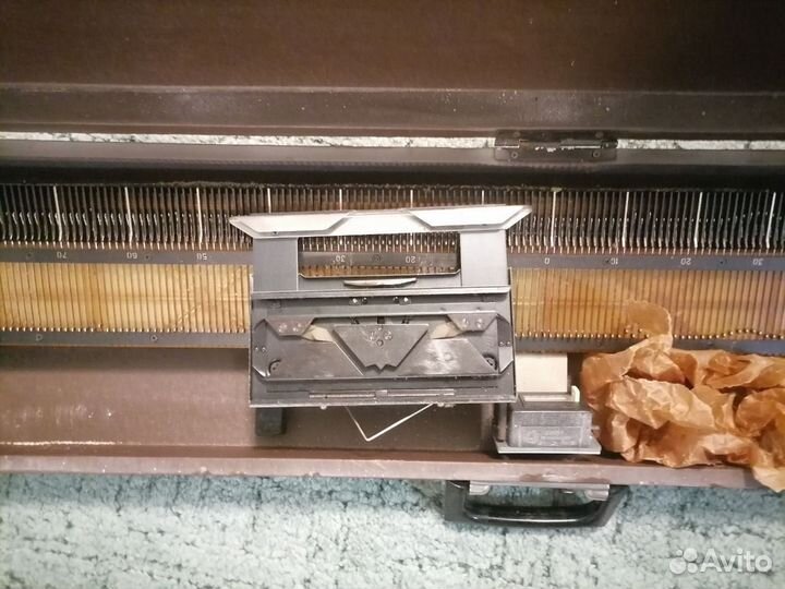 Ручная вязальная машина Нева -6