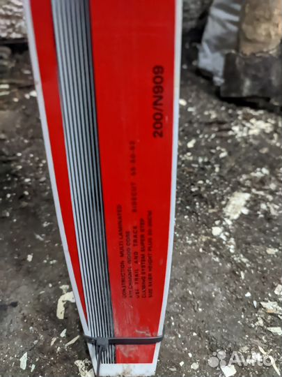 Беговые лыжи