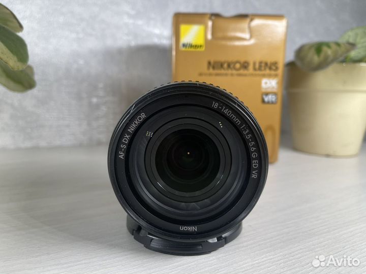 Объектив Nikkor 18-140mm f/3.5-5.6G ED VR